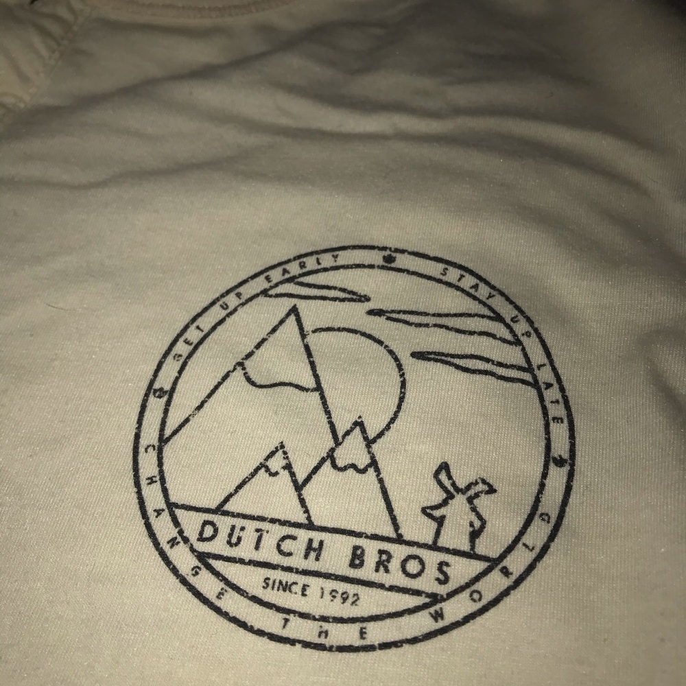 DUTCH BROS CROPPED TEE ✨